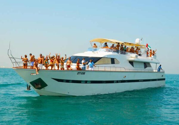 85 Feet Luxury Yacht - Dhow Cruise Dubai